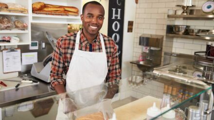 Buying a Franchise Resale: Transfer Approval, Fees, Seller Notes and the Financing Timeline | US Medical Funding